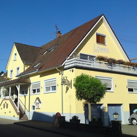 Landgasthaus Lowen Mit Gastehaus Holzhausen  Eksteriør bilde